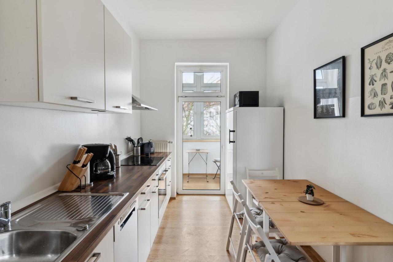 Apartment Fuer 13 Gaeste, 5 Schlafzimmer, 2 Baeder, 2 Loggia'S, Leipzig Zentrum Ost Exteriér fotografie