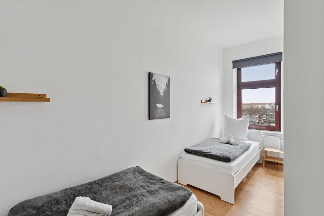 Apartment Fuer 13 Gaeste, 5 Schlafzimmer, 2 Baeder, 2 Loggia'S, Leipzig Zentrum Ost Exteriér fotografie